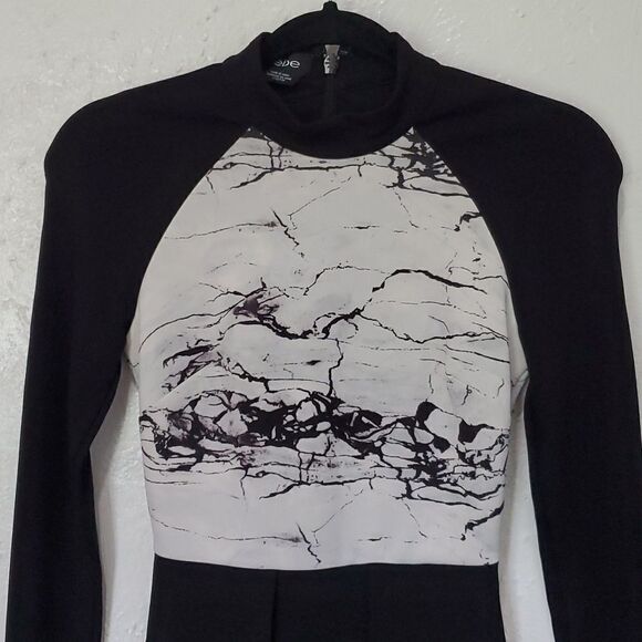 Bebe Peplum Abstract Patterned Long Sleeve Dress Size XXS - Picture 3 of 12